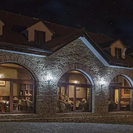 호텔 Pod Branou 3*