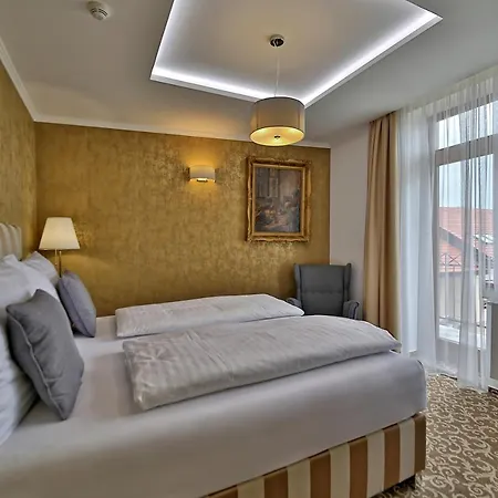 Pod Branou 3*